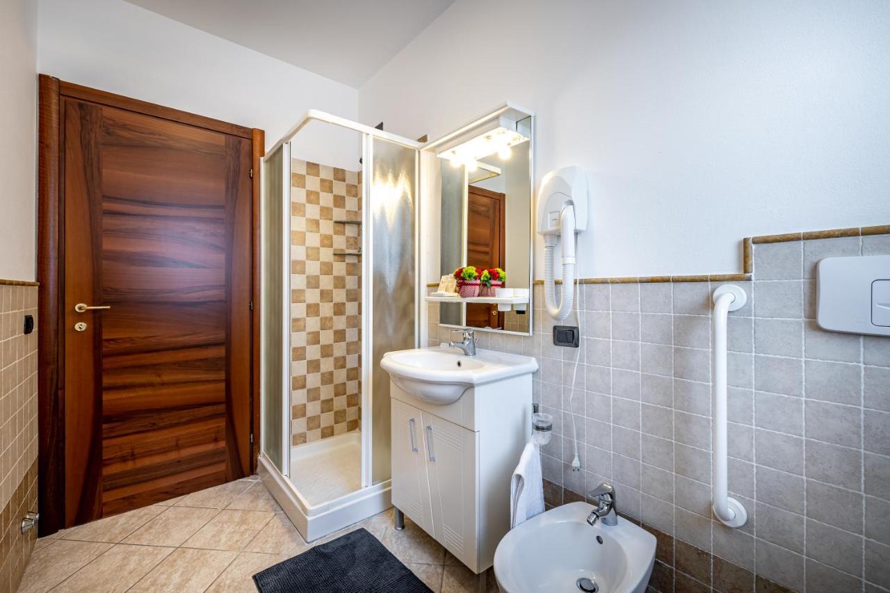 Casa Vacanze Arianna Rosia Exterior photo
